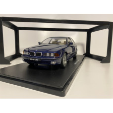 BMW 5 series 540i (E39) sedan 1995, KK-Scale, 1:18